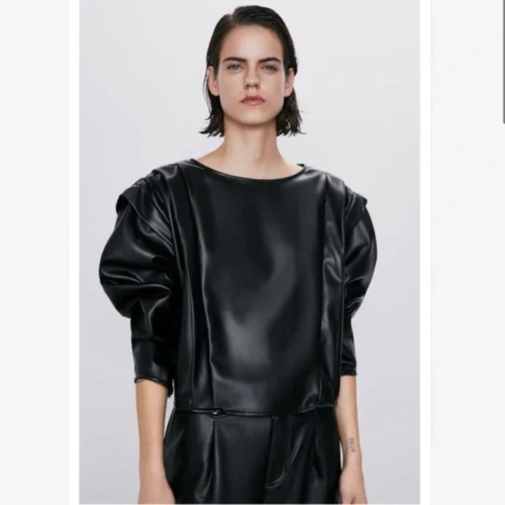 Zara Ruffled Faux Leather Long Sleeve Goth Grunge Futuristic Top in Black, Sz S